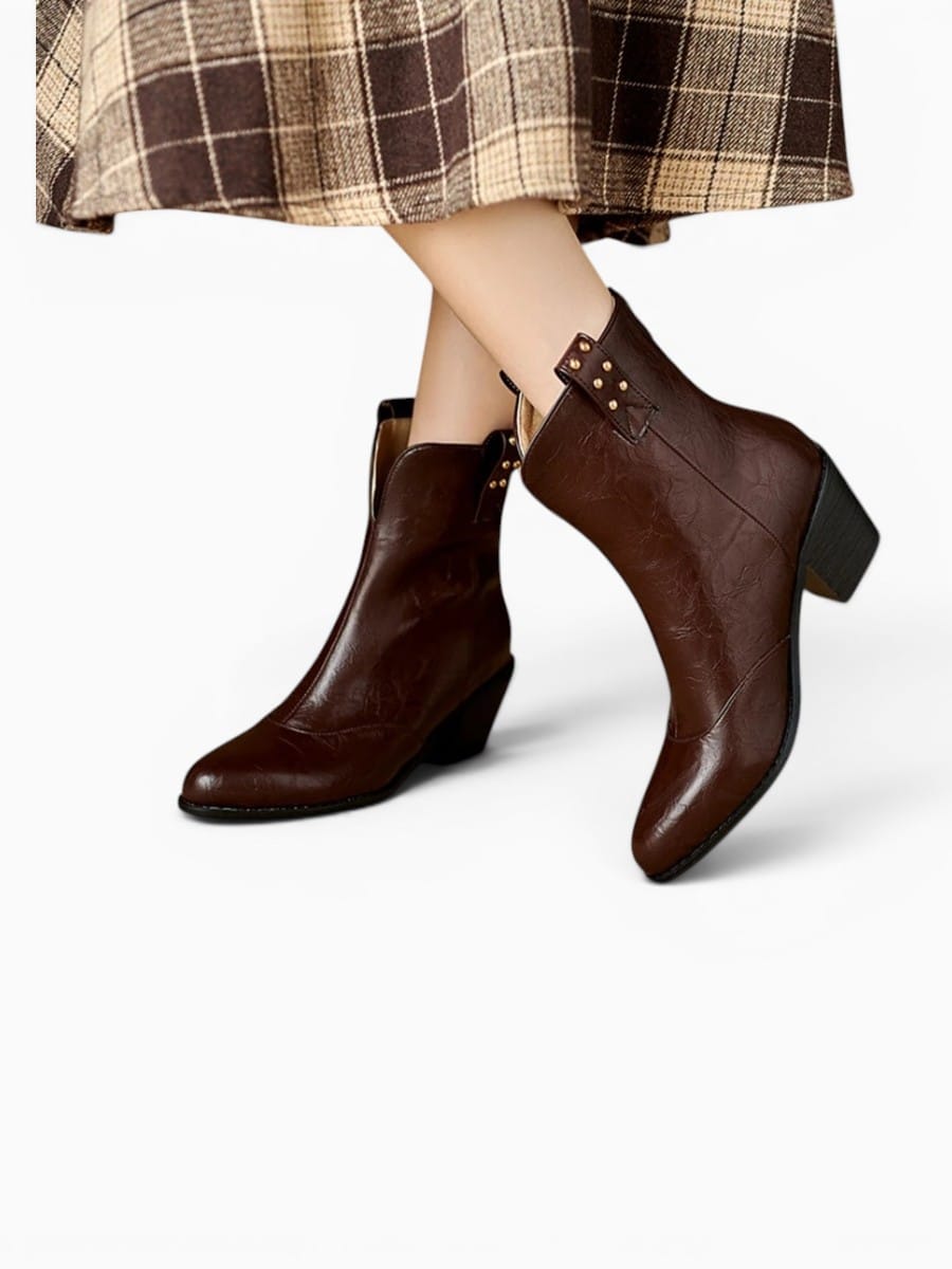 Amara Shoes Western Heel Chelsea Boots